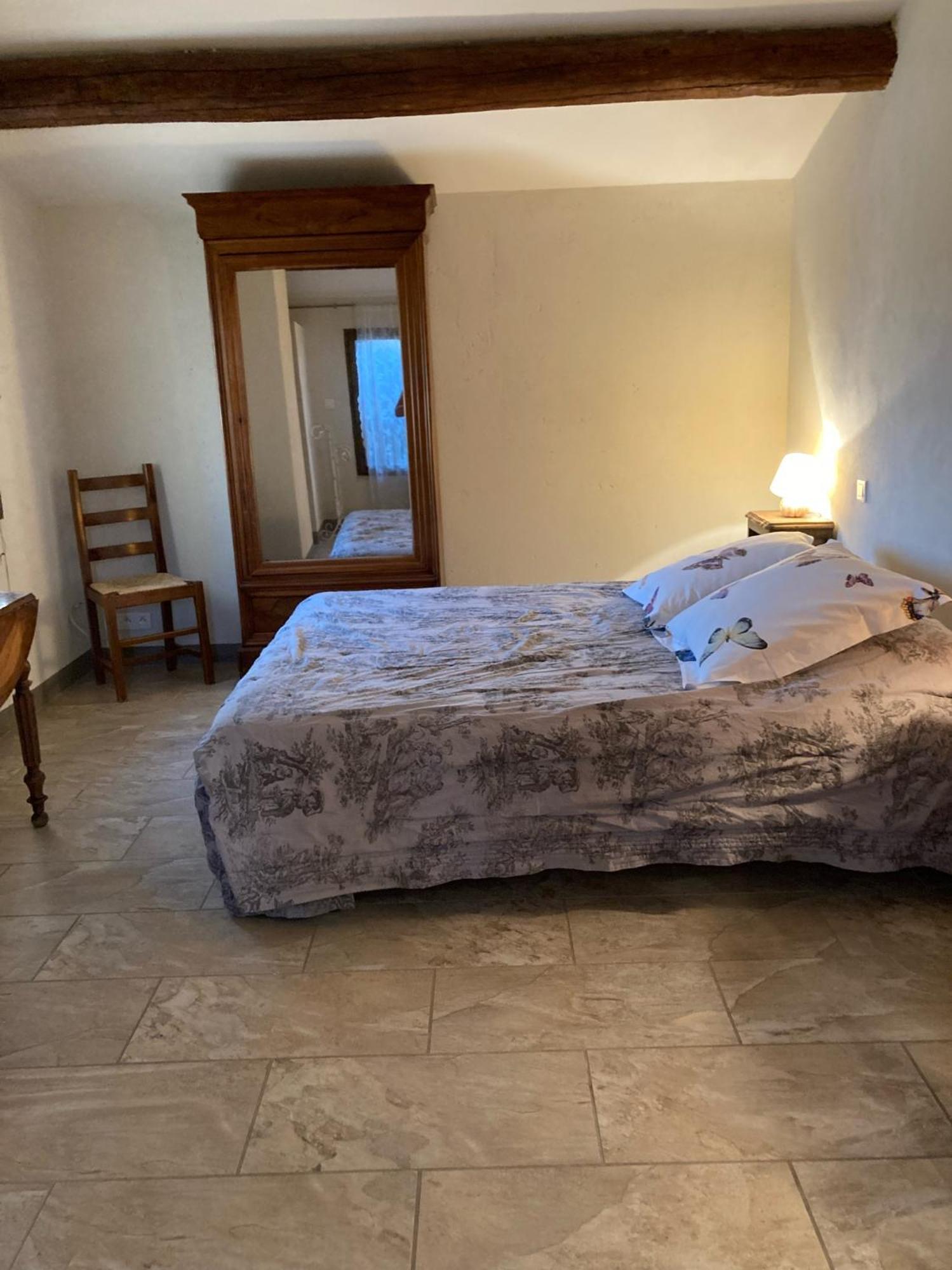 La Petite Garrigue Villa Mérindol Exterior foto